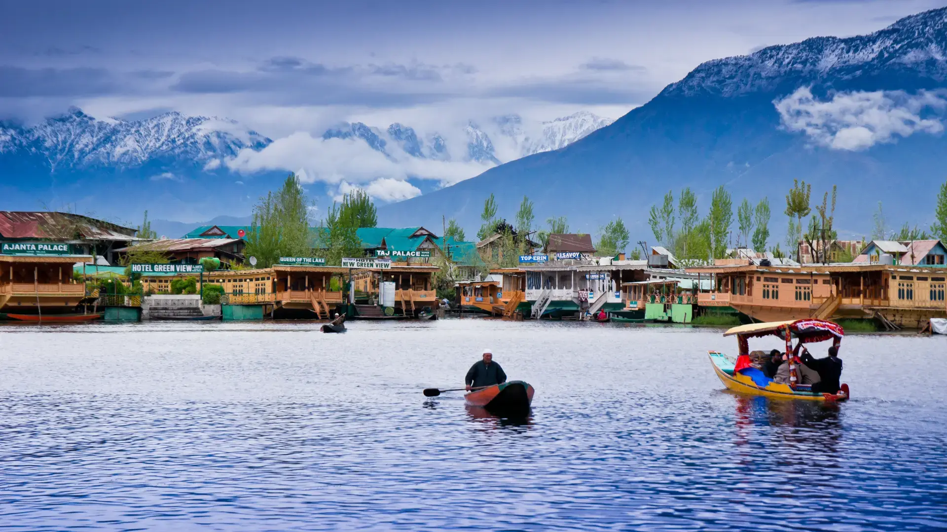 Chandigarh to Shehr-e-Khaas Srinagar Taxi